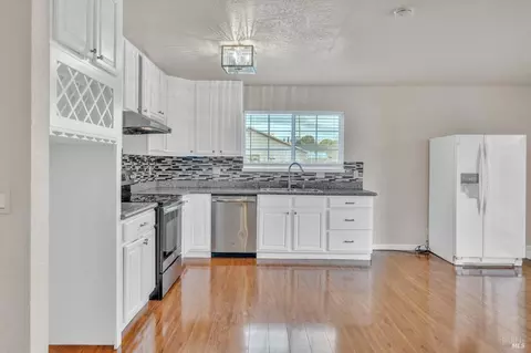 Kitchen - 398 Meadows Dr, Vallejo, CA 94589 photo 2 of 2