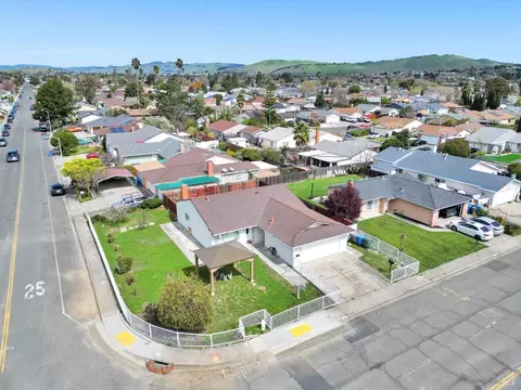 View/Area - 398 Meadows Dr, Vallejo, CA 94589 photo 8 of 9