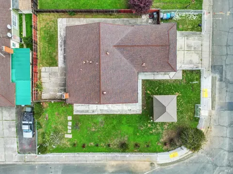 Exterior - 398 Meadows Dr, Vallejo, CA 94589 photo 13 of 13