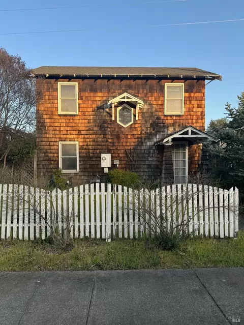 1633 Voorhees Cir, Saint Helena, CA 94574