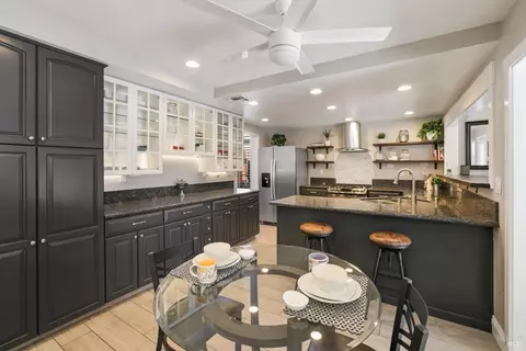 Kitchen - 731 Rambleton Dr, Vacaville, CA 95688 photo 4 of 6