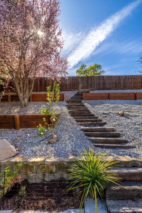 Exterior - 731 Rambleton Dr, Vacaville, CA 95688 photo 18 of 22