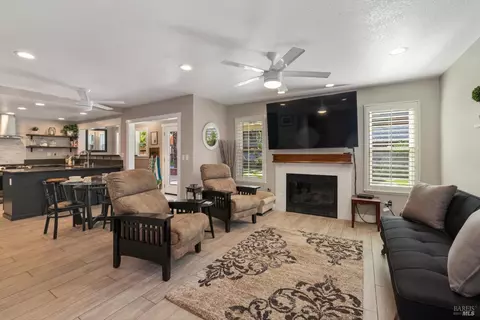 Living - 731 Rambleton Dr, Vacaville, CA 95688 photo 5 of 5
