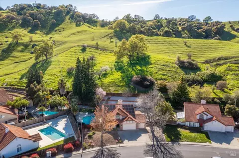 View/Area - 731 Rambleton Dr, Vacaville, CA 95688 photo 13 of 17