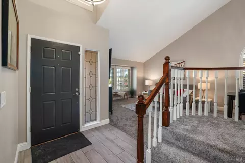 Entry Way - 731 Rambleton Dr, Vacaville, CA 95688 photo 2 of 3