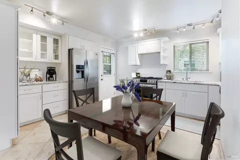 18635 Middlefield Rd, Sonoma, CA 95476 photo 6