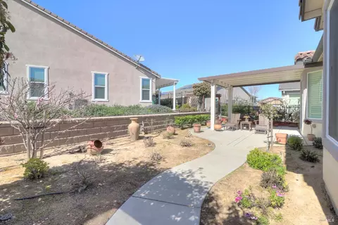 Exterior - 529 Eagle Dr, Rio Vista, CA 94571 photo 5 of 12