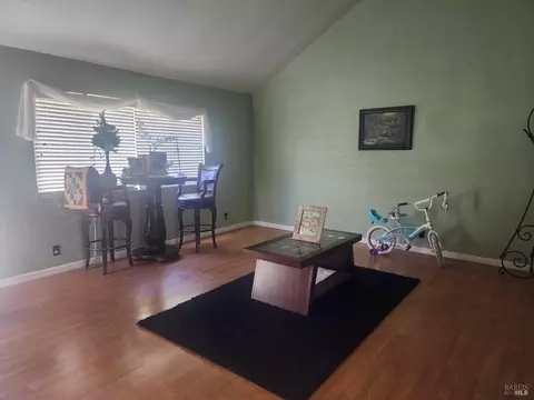 1597 Davis Ct, Fairfield, CA 94533 photo 4