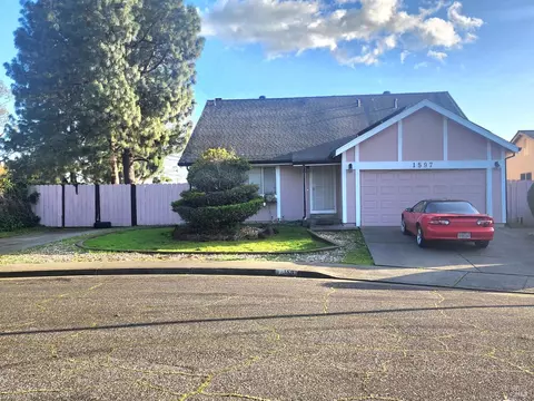 1597 Davis Ct, Fairfield, CA 94533