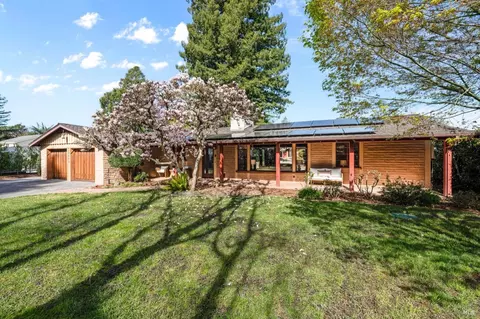 1054 Rose Dr, Napa, CA 94558