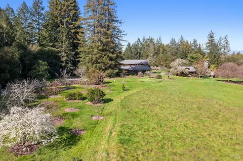 Exterior - 3500 Bones Rd, Sebastopol, CA 95472 photo 3 of 27