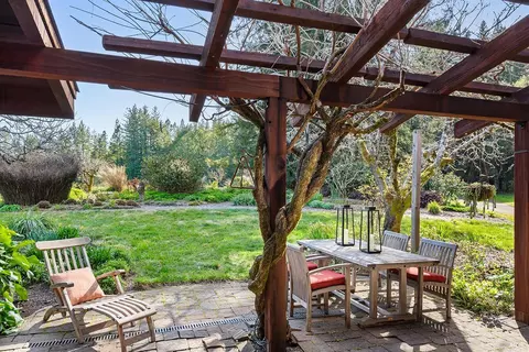Exterior - 3500 Bones Rd, Sebastopol, CA 95472 photo 9 of 27