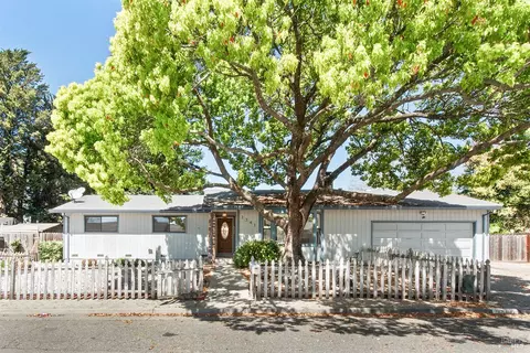 1341 Sugar Bear Ln, Santa Rosa, CA 95407