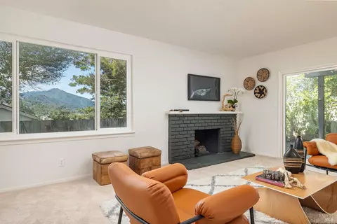 245 Balclutha Dr, Corte Madera, CA 94925