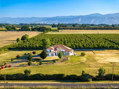3210 Big Valley Rd, Kelseyville, CA 95451