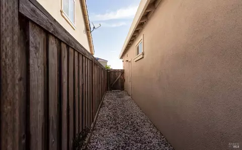2105 Saddlebred Dr, Fairfield, CA 94534 photo 29