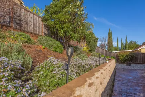 2105 Saddlebred Dr, Fairfield, CA 94534 photo 25