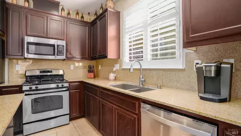 2105 Saddlebred Dr, Fairfield, CA 94534 photo 13