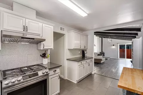 2365 Gerald St, Napa, CA 94559 photo 17