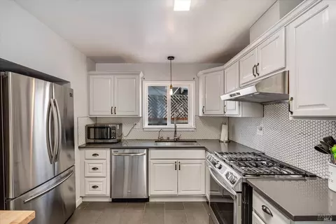 2365 Gerald St, Napa, CA 94559 photo 16