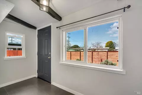 2365 Gerald St, Napa, CA 94559 photo 6