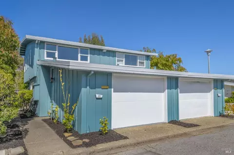 37 Porto Bello Dr, San Rafael, CA 94901
