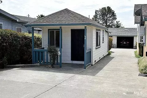 11 Idora Ave, Vallejo, CA 94590 photo 3