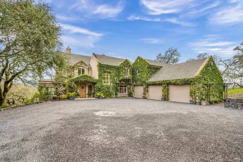 9367 Bennett Valley Rd, Glen Ellen, CA 95442