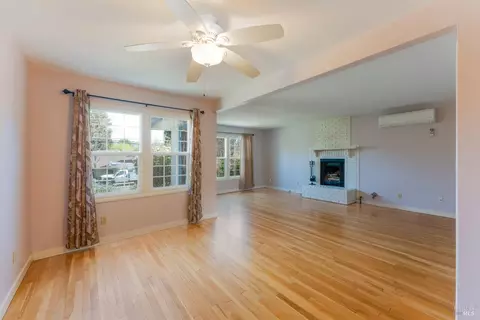 1196 S Dora St, Ukiah, CA 95482 photo 6