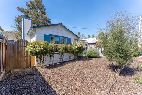 1196 S Dora St, Ukiah, CA 95482 photo 3