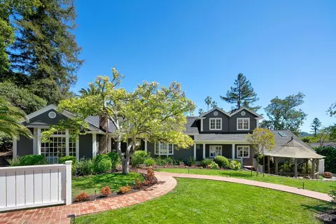 20 Fairhills Dr, San Rafael, CA 94901