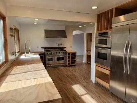 205 Rushmore Ave, Petaluma, CA 94954 photo 3