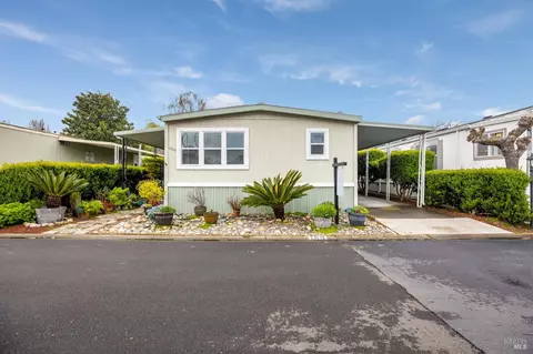 300 E H St #189, Benicia, CA 94510