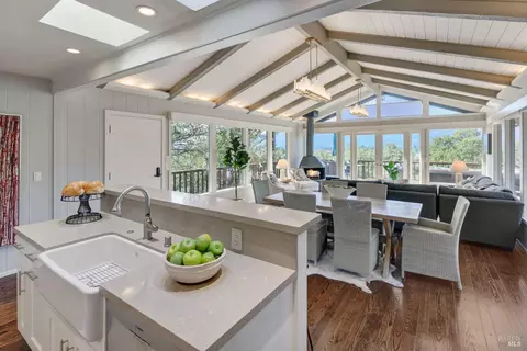 220 Madrone Knoll Way, Saint Helena, CA 94574