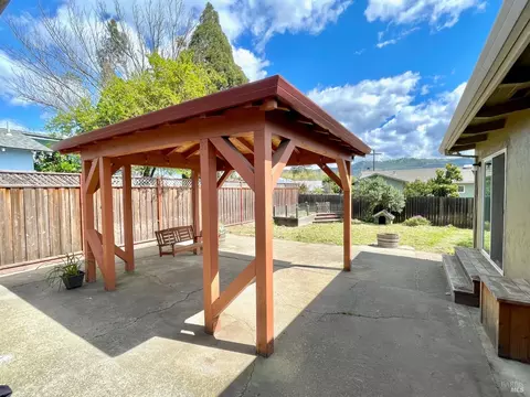 95 Mayor Way, Cloverdale, CA 95425 photo 17