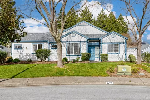 6479 Pine Valley Dr, Santa Rosa, CA 95409