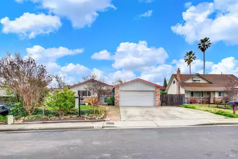 148 Stanton Ave, Vacaville, CA 95687 photo 2