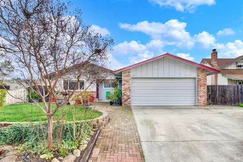 148 Stanton Ave, Vacaville, CA 95687 photo 3