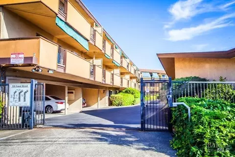 155 Canal St #15, San Rafael, CA 94901