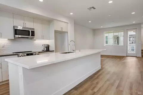 613 Rockview Rd, Novato, CA 94949