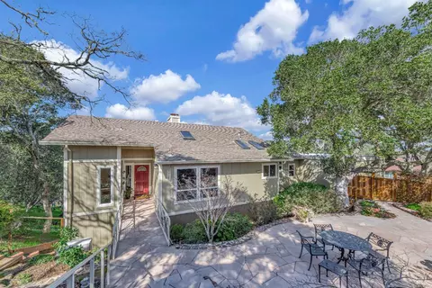 34 Garner Dr, Novato, CA 94947
