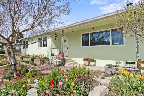 194 Pine St, Willits, CA 95490 photo 2