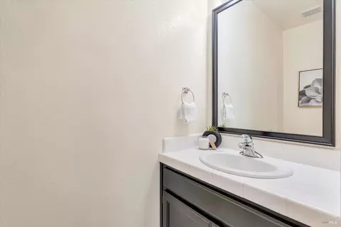 454 Emily Rose Cir, Windsor, CA 95492 photo 37