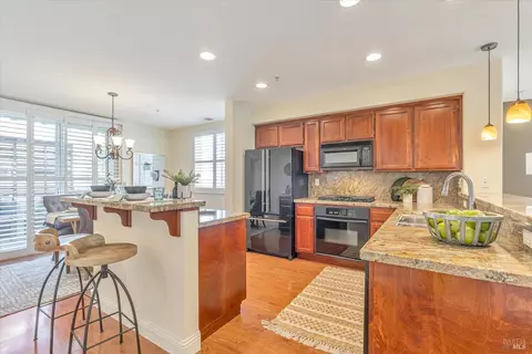 454 Emily Rose Cir, Windsor, CA 95492 photo 11