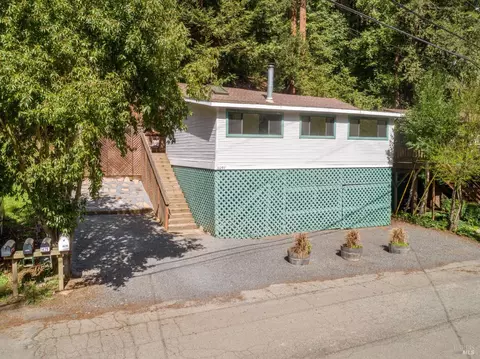 14297 Old Cazadero Rd, Guerneville, CA 95446