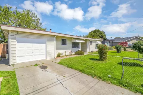 124 Garibaldi Dr, Vallejo, CA 94589