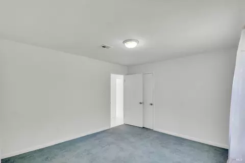 Bedroom - 124 Garibaldi Dr, Vallejo, CA 94589 photo 1 of 3