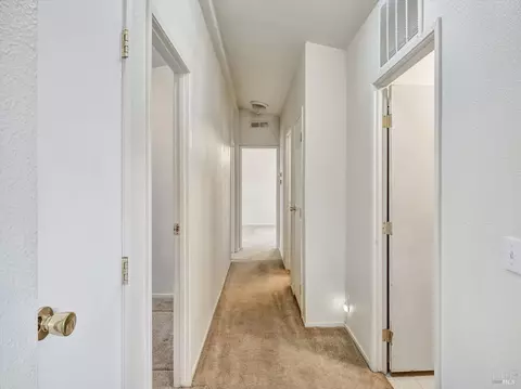 300 Mark Way, Napa, CA 94558 photo 10