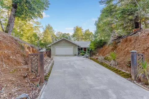26205 Poppy Dr, Willits, CA 95490
