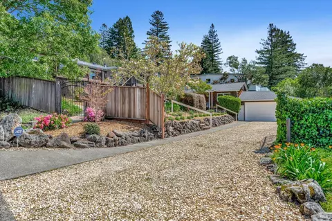 10 Butterfly Ln, Kentfield, CA 94904